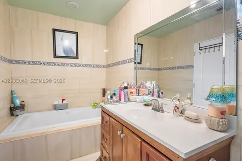 348 NE 118th Street Miami FL 33161