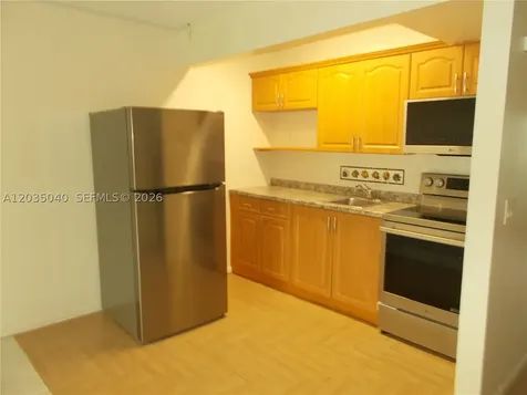 1400 SW 124th Terrace Pembroke Pines FL 33027