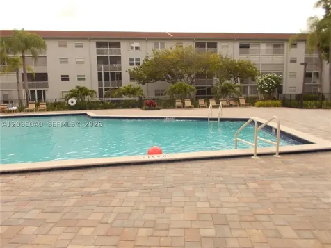 1400 SW 124th Terrace Pembroke Pines FL 33027