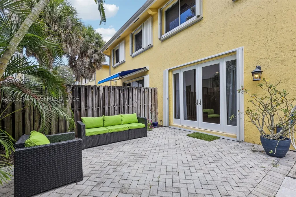 612 SW 6th Street Fort Lauderdale FL 33315
