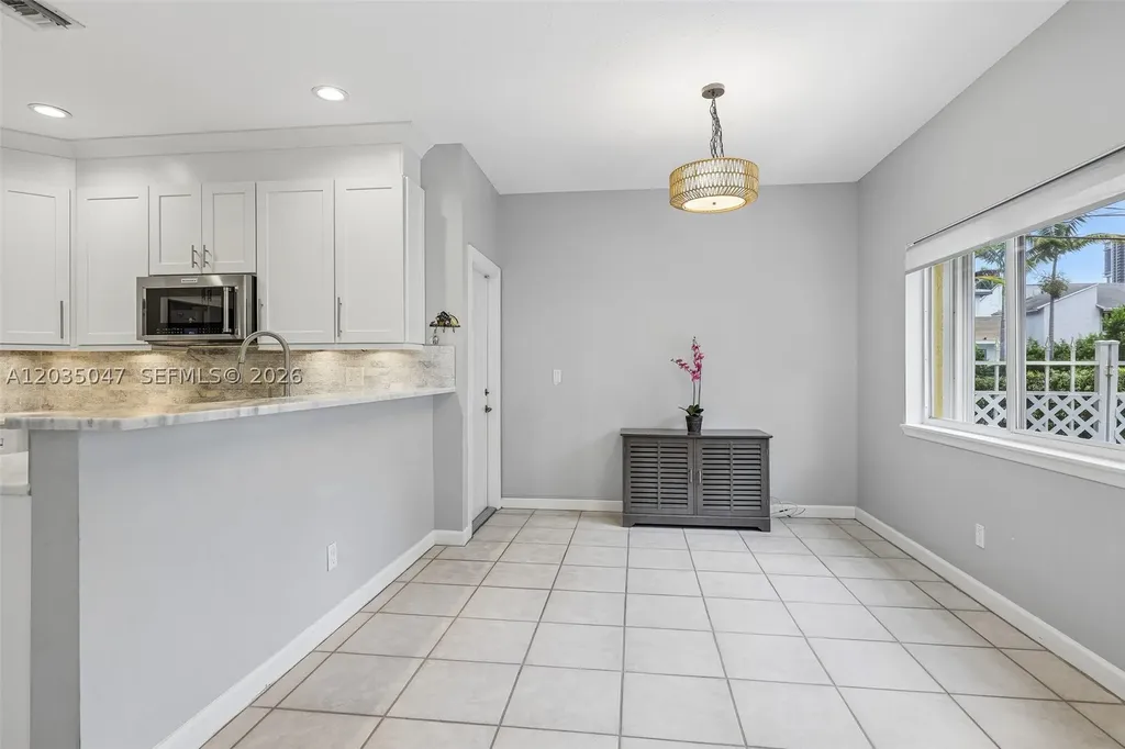 612 SW 6th Street Fort Lauderdale FL 33315