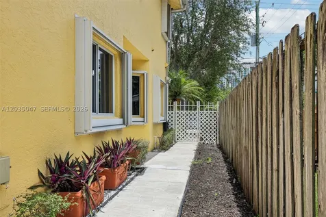 612 SW 6th Street Fort Lauderdale FL 33315