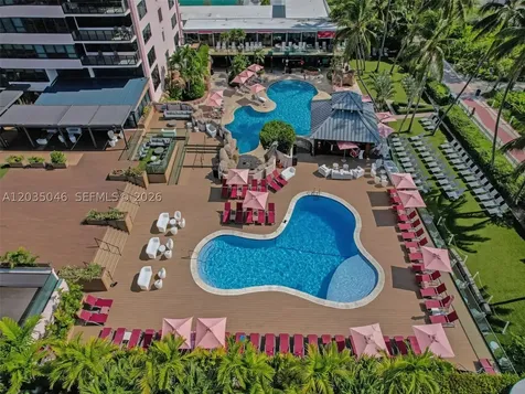 5225 Collins Avenue Miami Beach FL 33140