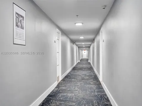 5225 Collins Avenue Miami Beach FL 33140