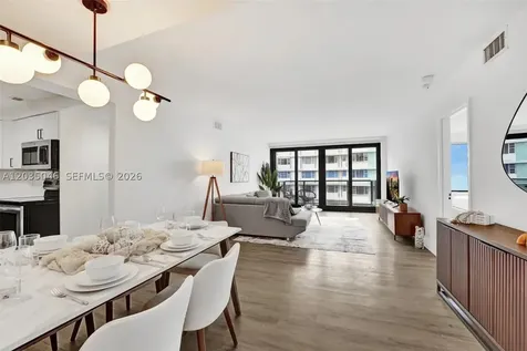 5225 Collins Avenue Miami Beach FL 33140