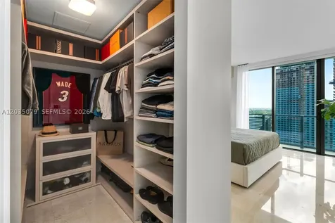 68 SE 6th Street Miami FL 33131