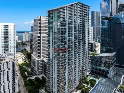 68 SE 6th Street Miami FL 33131