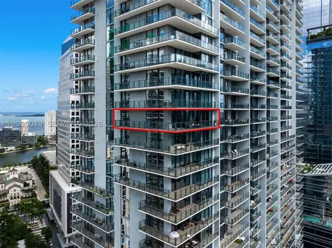 68 SE 6th Street Miami FL 33131