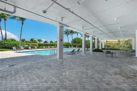 6515 Collins Avenue Miami Beach FL 33141