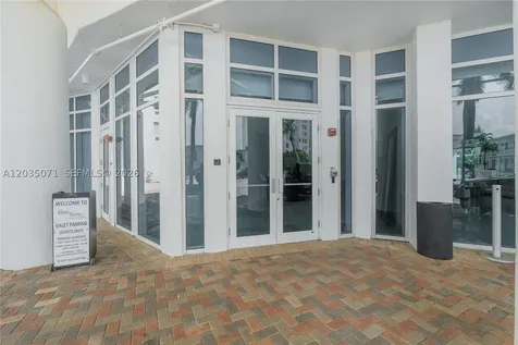 6515 Collins Avenue Miami Beach FL 33141