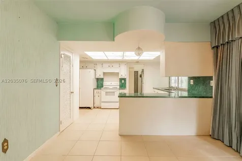 785 NE 155th Street Miami FL 33162