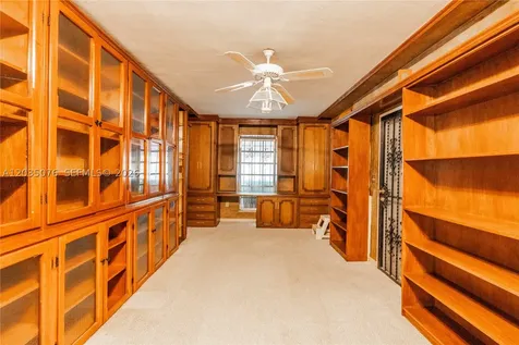 785 NE 155th Street Miami FL 33162