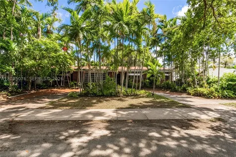 785 NE 155th Street Miami FL 33162