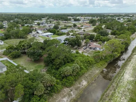 3105 Brian Avenue S Lehigh Acres FL 33976