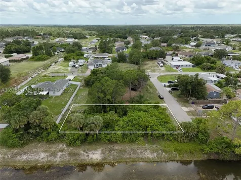 3105 Brian Avenue S Lehigh Acres FL 33976