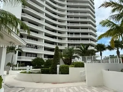 3000 Island Boulevard Aventura FL 33160