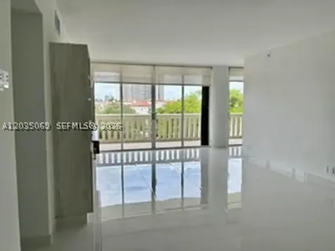 3000 Island Boulevard Aventura FL 33160