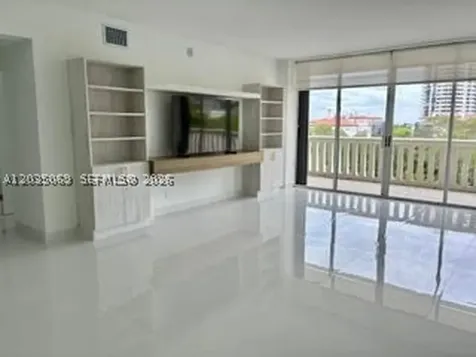 3000 Island Boulevard Aventura FL 33160