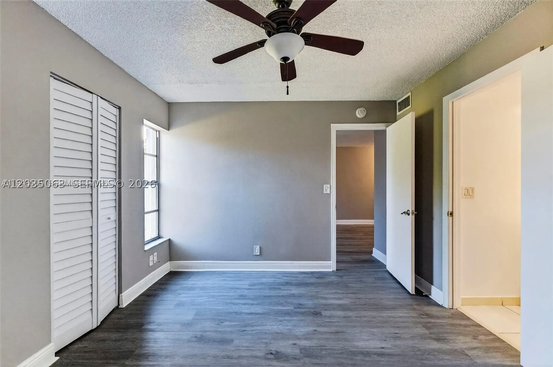 908 Twin Lakes Drive Coral Springs FL 33071