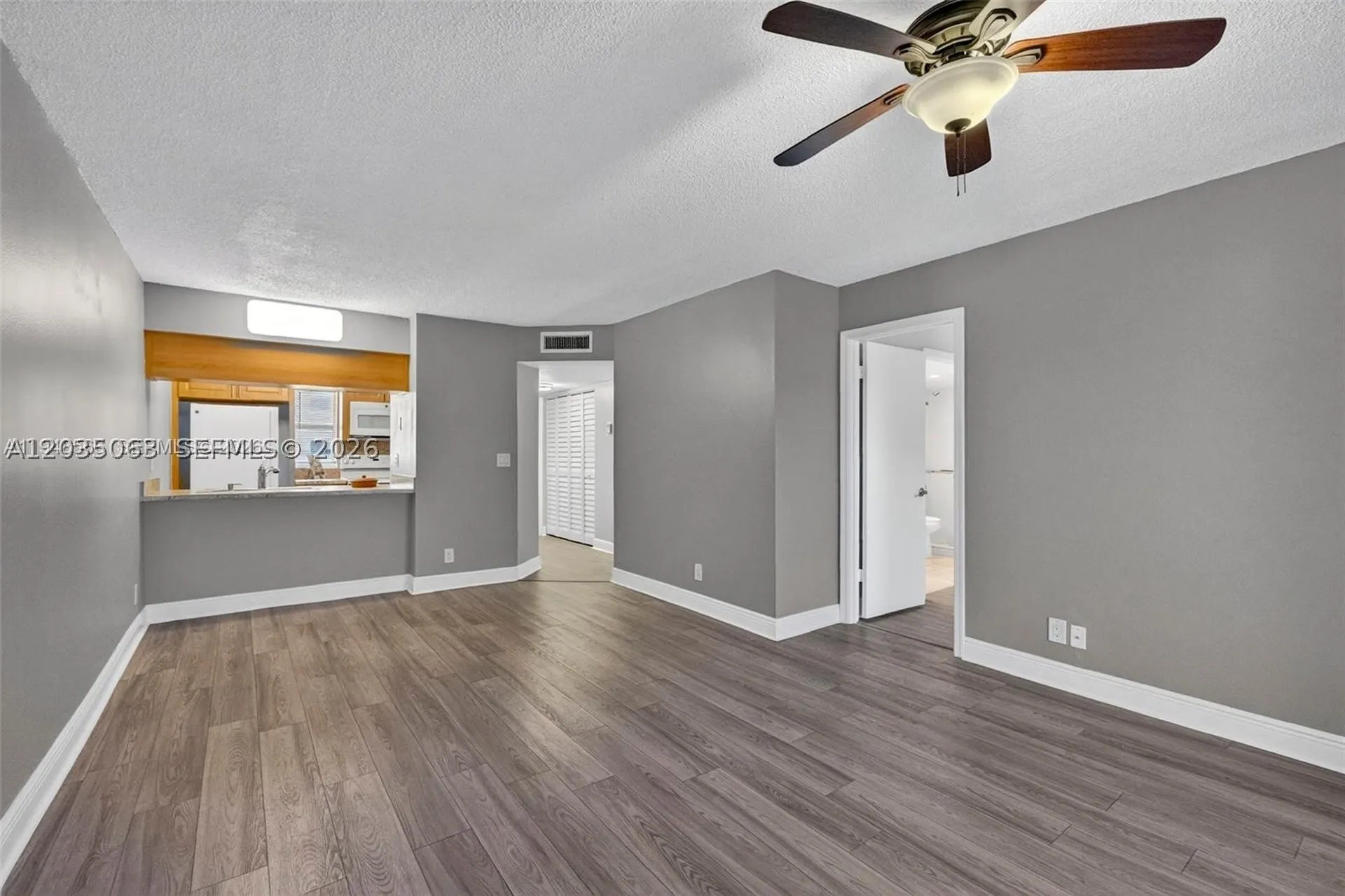908 Twin Lakes Drive Coral Springs FL 33071