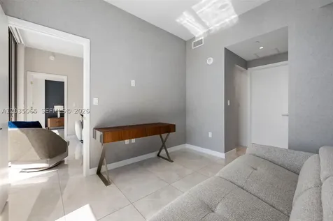 2678 Tigertail Avenue Miami FL 33133
