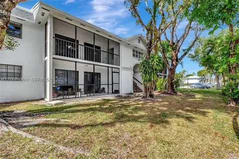 18965 NW 62nd Avenue Hialeah FL 33015