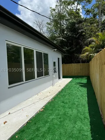 4028 SW 49th Court Dania Beach FL 33314