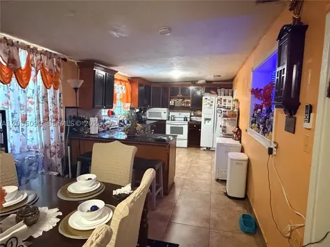 1068 NW 34th Street Miami FL 33127