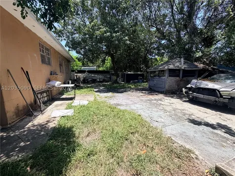 1068 NW 34th Street Miami FL 33127