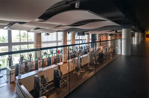 6799 Collins Avenue Miami Beach FL 33141