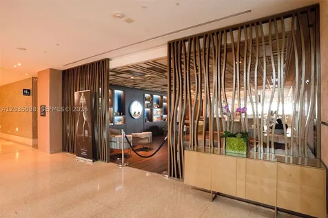 6799 Collins Avenue Miami Beach FL 33141