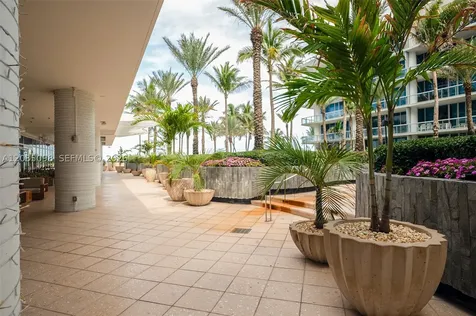 6799 Collins Avenue Miami Beach FL 33141