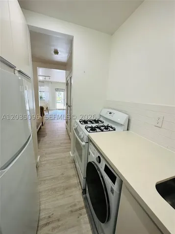745 13th Street Miami Beach FL 33139