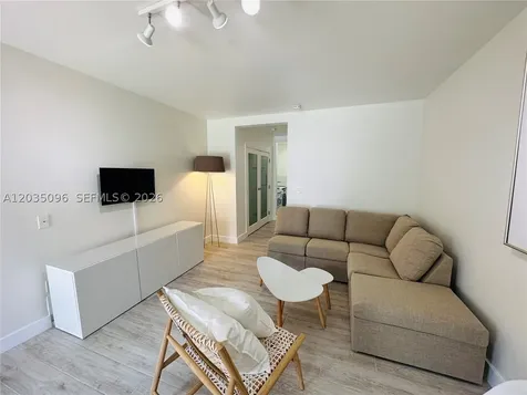 745 13th Street Miami Beach FL 33139