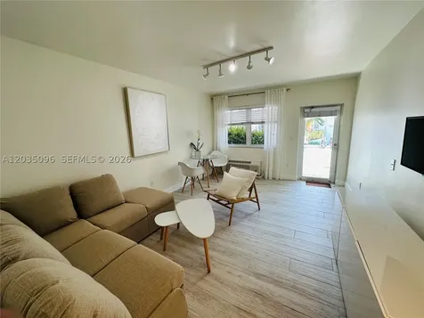 745 13th Street Miami Beach FL 33139