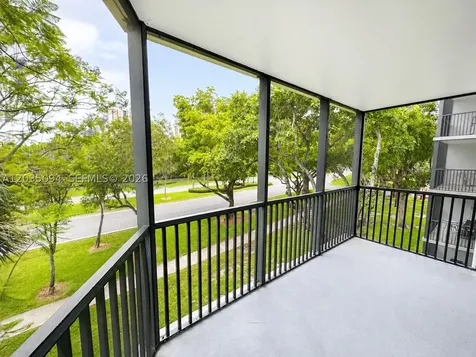 3301 N Country Club Drive Aventura FL 33180