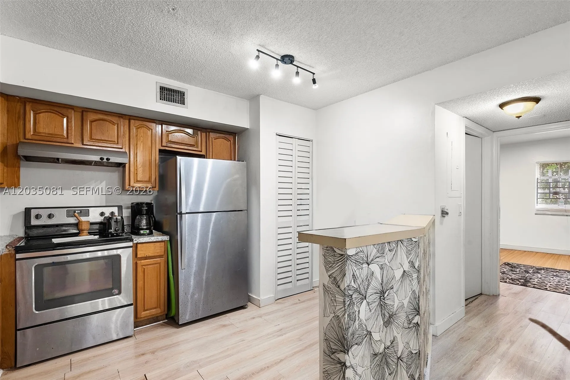 3700 N 56th Avenue Hollywood FL 33021