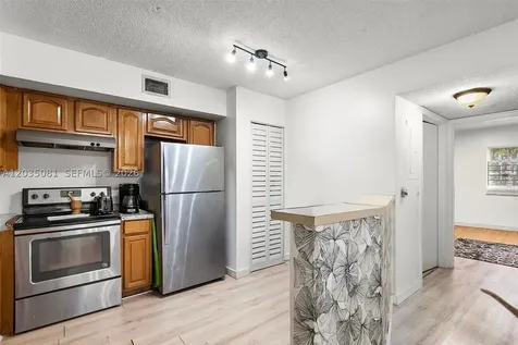 3700 N 56th Avenue Hollywood FL 33021