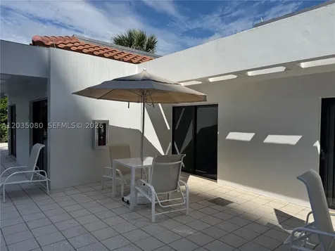 20281 E Country Club Drive Aventura FL 33180