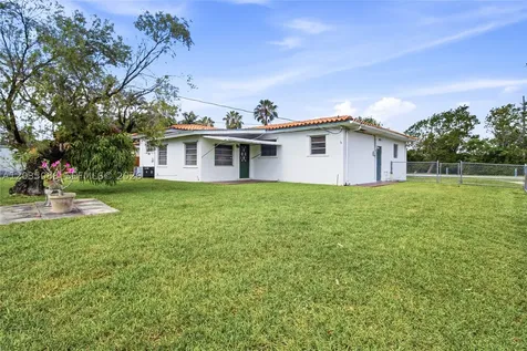 1490 Ludlam Drive Miami Springs FL 33166