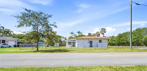 1490 Ludlam Drive Miami Springs FL 33166