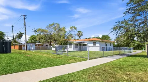 1490 Ludlam Drive Miami Springs FL 33166