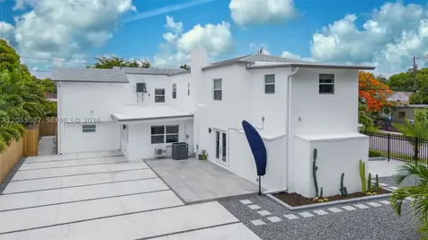590 SW 23rd Avenue Miami FL 33135