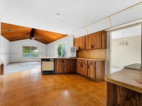 2862 SW 13th Court Deerfield Beach FL 33442