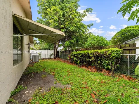 2862 SW 13th Court Deerfield Beach FL 33442