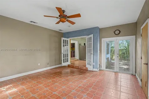 583 NW 47th Street Miami FL 33127