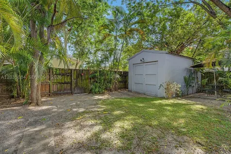 583 NW 47th Street Miami FL 33127