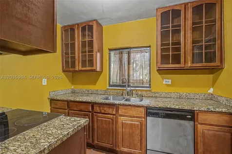 583 NW 47th Street Miami FL 33127