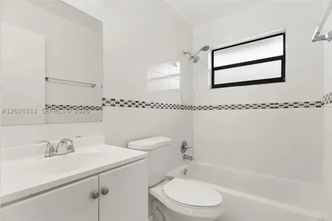 4120 SW 19th Street West Park FL 33023