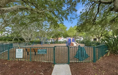 1975 Water Ridge Drive Weston FL 33326
